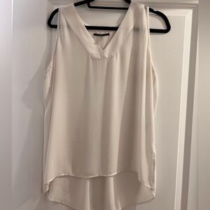 T Tahari White Asymmetrical Sleeveless Blouse